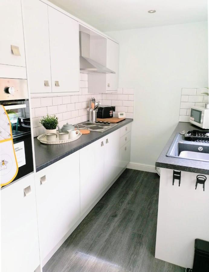 Willa Sunset House - Whitby Townhouse Near The Sea Sleeps 8 Zewnętrze zdjęcie